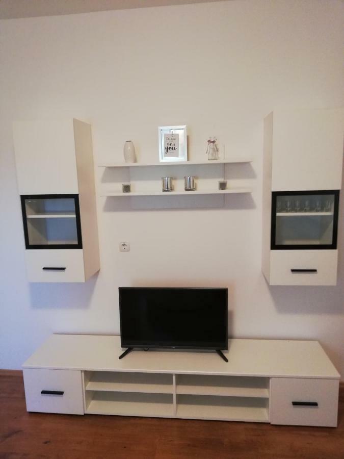 Mala Kuca Apartamento Vodice Exterior foto